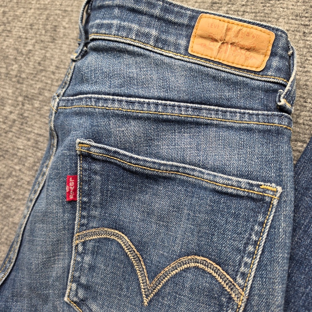 Levis Mid Rise Skinny Jeans Womens 6M Blue Denim Medium Wash Stretch 586760012